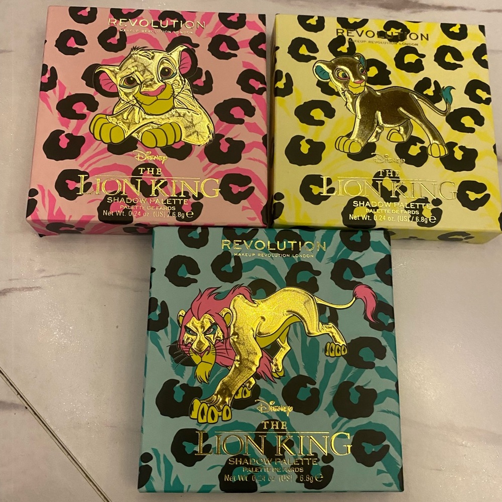REVOLUTION X DISNEY THE LION KING SHADOW PALETTE BUNDLE 🖤